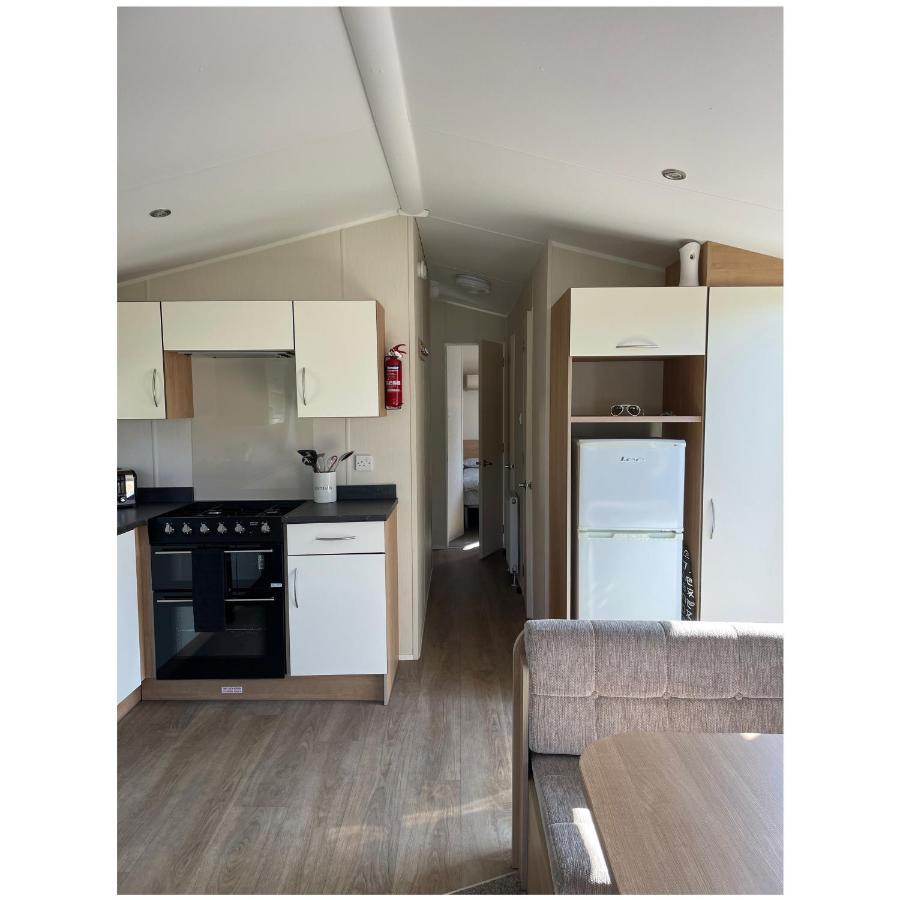 Hollington  Cosy 3-Bed Caravan Combe Haven St Leonards On Sea מראה חיצוני תמונה