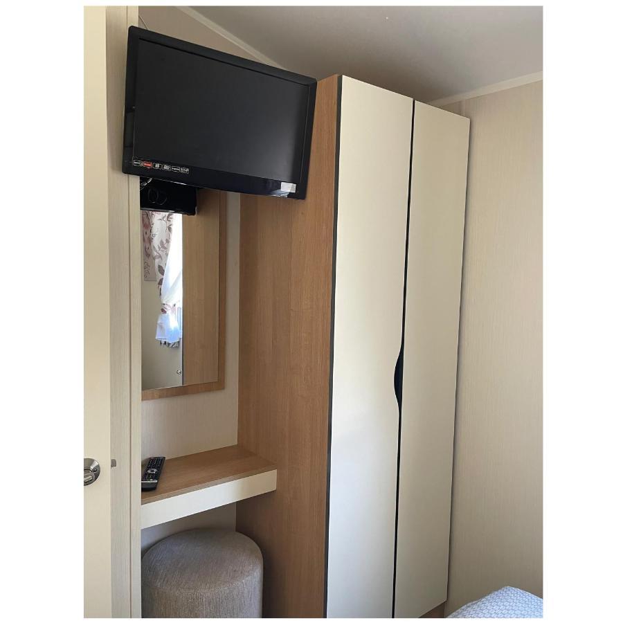 Hollington  Cosy 3-Bed Caravan Combe Haven St Leonards On Sea מראה חיצוני תמונה