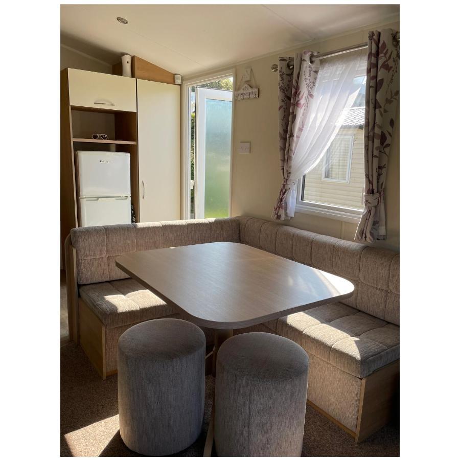 Hollington  Cosy 3-Bed Caravan Combe Haven St Leonards On Sea מראה חיצוני תמונה